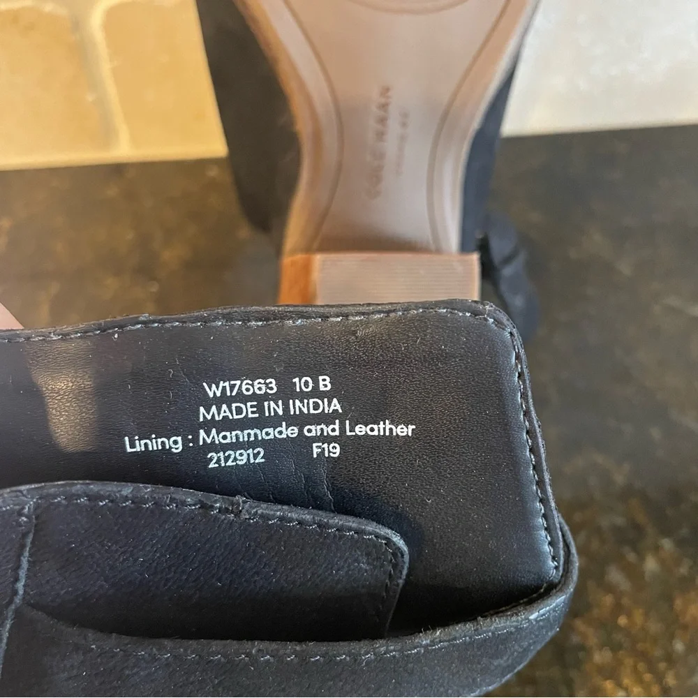Cole Haan Women's‎ 10 B Black Leather Pippa Block Heel Bootie